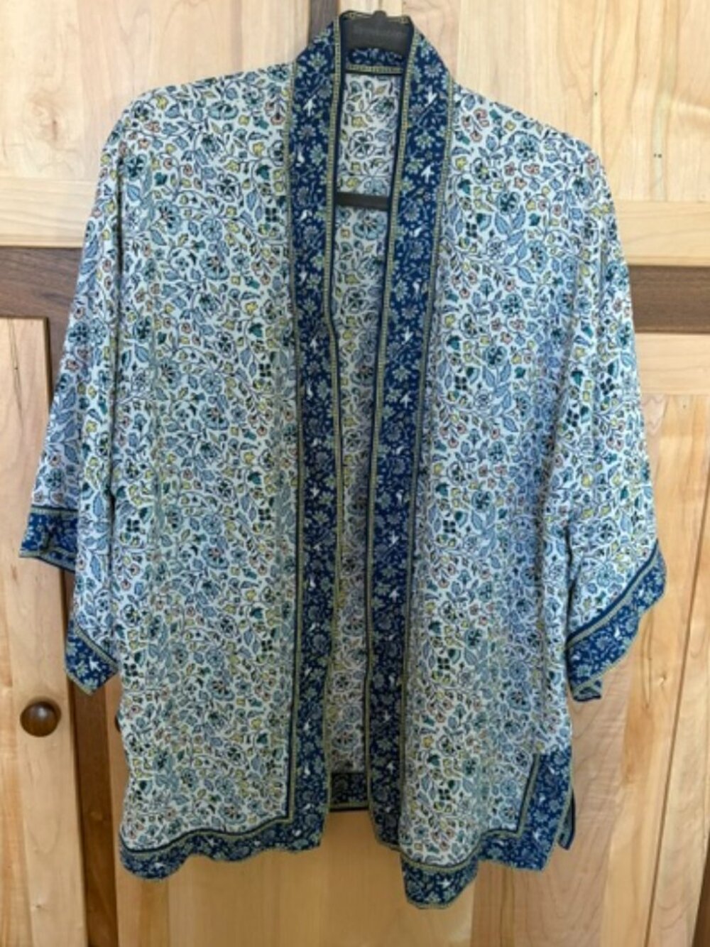 Open-Front Kimono with Beautiful Blue Floral Print - Picture 1 of 4